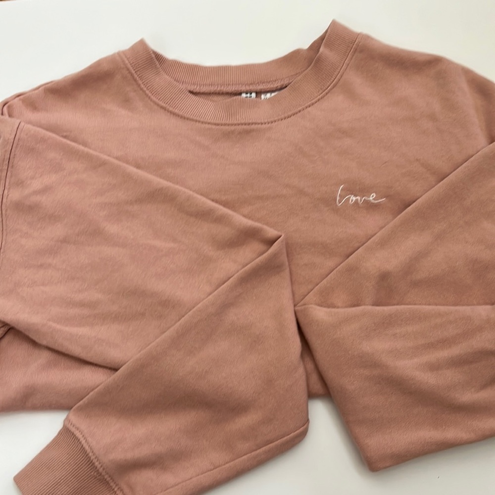 H&M Baby Pink Love Light Pullover Size S